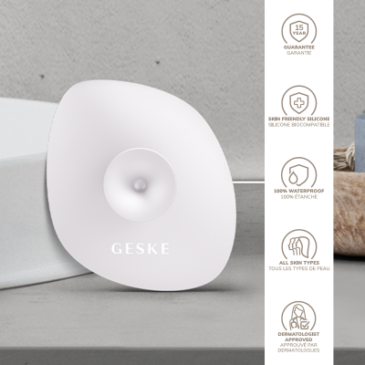Щітка для обличчя GESKE Facial Brush 4 в 1 білий з тримачем Щітка для обличчя GESKE Facial Brush 4 в 1 білий з тримачем