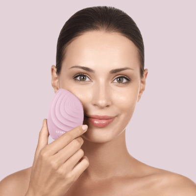 Електронна звукова щітка для обличчя GESKE Sonic Facial Brush 5 в 1 фіолетовий Електронна звукова щітка для обличчя GESKE Sonic Facial Brush 5 в 1 фіолетовий