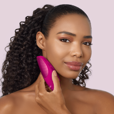 Електронна звукова термо щітка для обличчя GESKE Sonic Thermo Facial Brush 6 в 1 пурпуровий Електронна звукова термо щітка для обличчя GESKE Sonic Thermo Facial Brush 6 в 1 пурпуровий